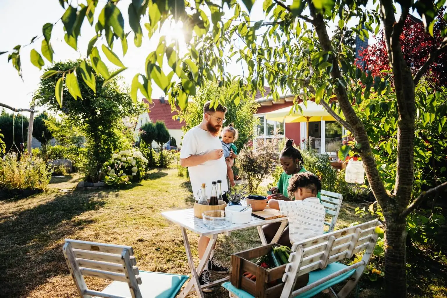 Brandverzekering voor tuinspullen: zo bescherm je waardevolle tuinmeubels en toestellen